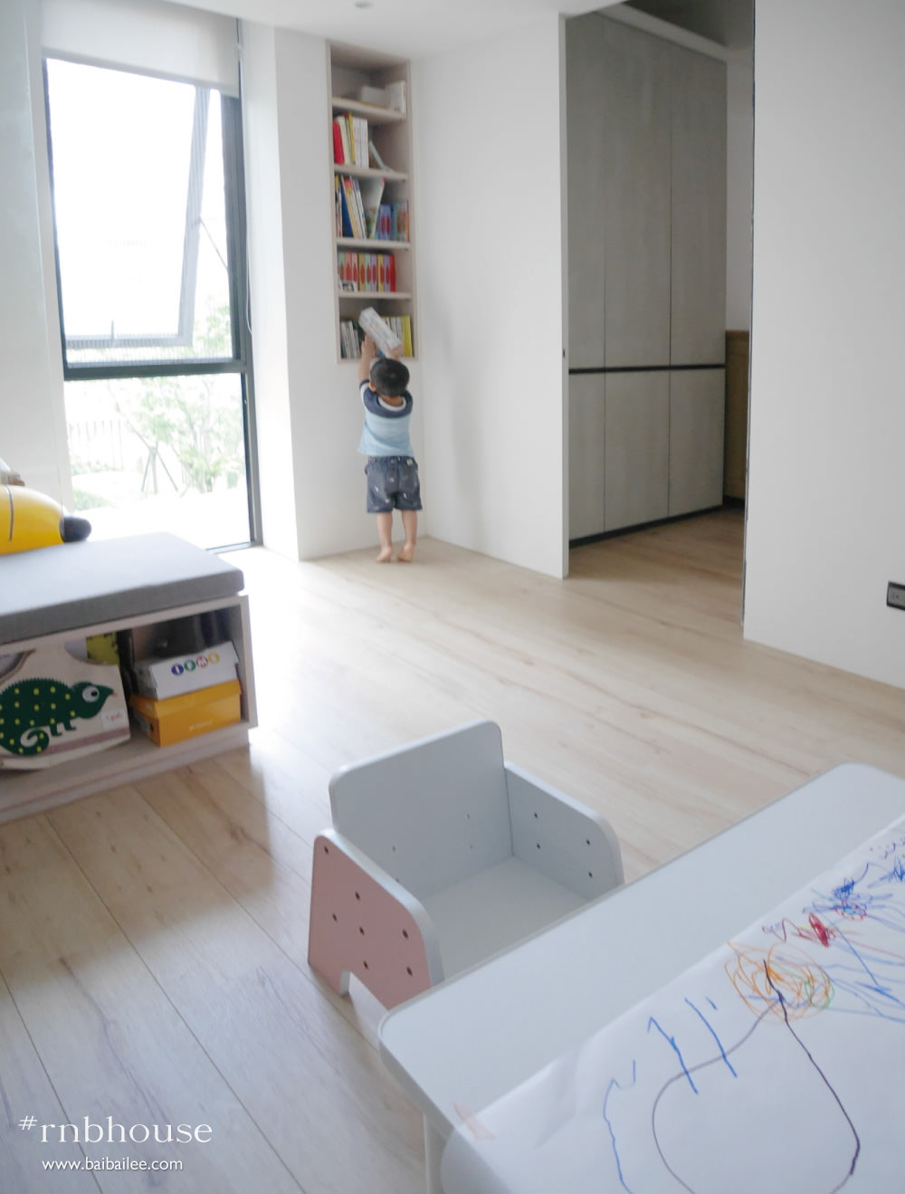[室內設計裝潢] 我們家的書房/遊戲空間/廁所/小孩房設計 安全乾淨的活動空間-50年透天老屋翻新