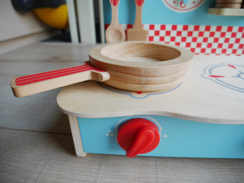 [啾團] ilovekids小孩玩不膩安全又有溫度的木製玩具(娃娃屋/鐵道組/小孩廚房組)