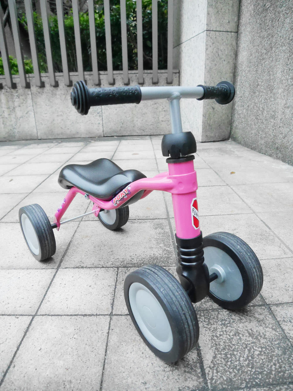 [育兒好物] 德國原裝進口-PUKY滑步車,專為小小孩設計,安全又輕鬆上手的放電神器(網路獨家85折團購)