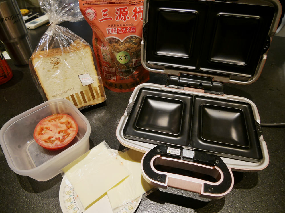 [生活] 日本Vitantonio鬆餅機,媽媽們廚房的夢幻逸品!一機四盤!功能超多台灣限定版小V鬆餅機VWH-222