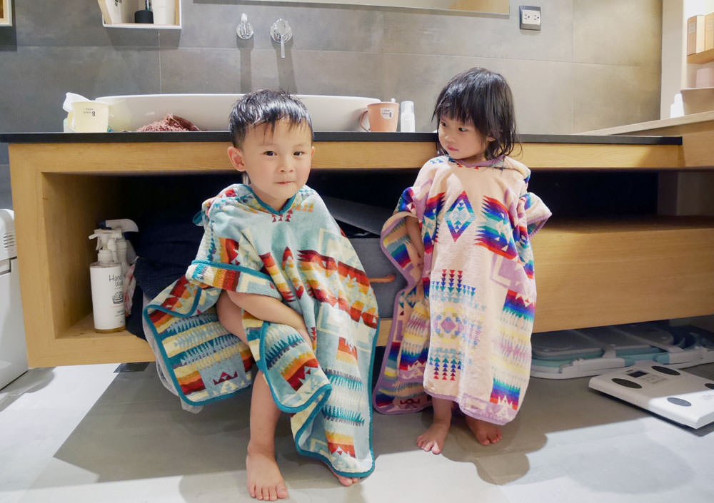 [生活] Pendleton毛巾毯及兒童連帽浴巾,隨便丟在床上也好看的,育兒夢幻逸品