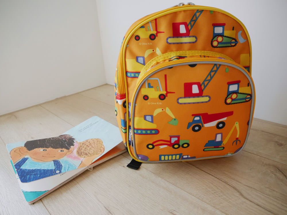 [啾團] 上學了!幼兒園必備輕鬆收自己來的超好用美國Wildkin無毒幼教睡袋/書包+日本WPC空氣感兒童雨衣+日本KidForet 兒童雨鞋