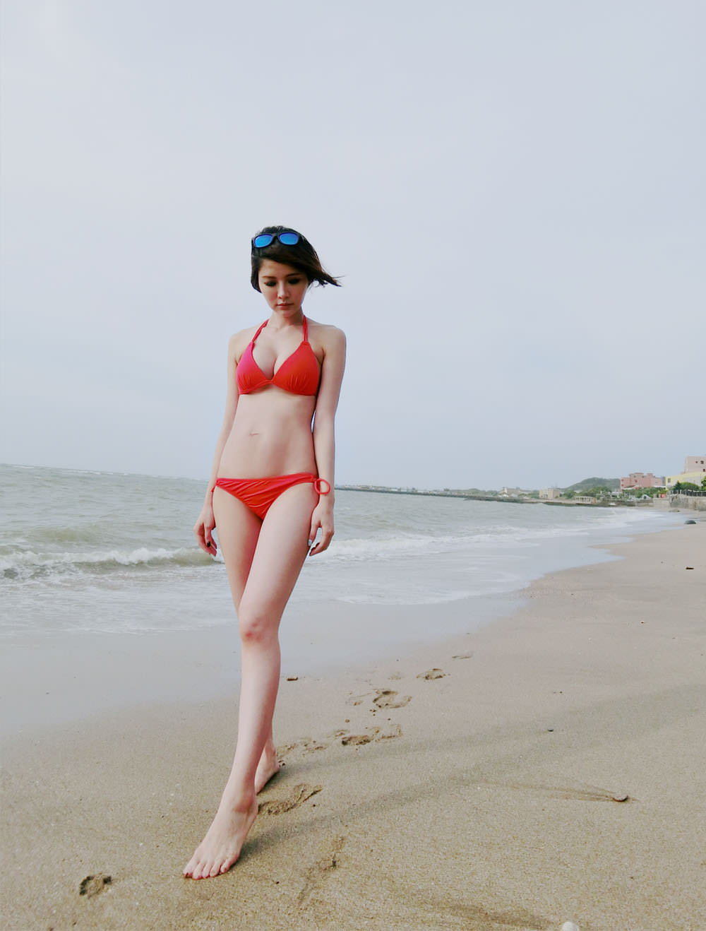 [泳衣] WAVE SHINE Bikini美波神器,海邊必備超強比基尼,小胸也可以出現漂亮的溝溝