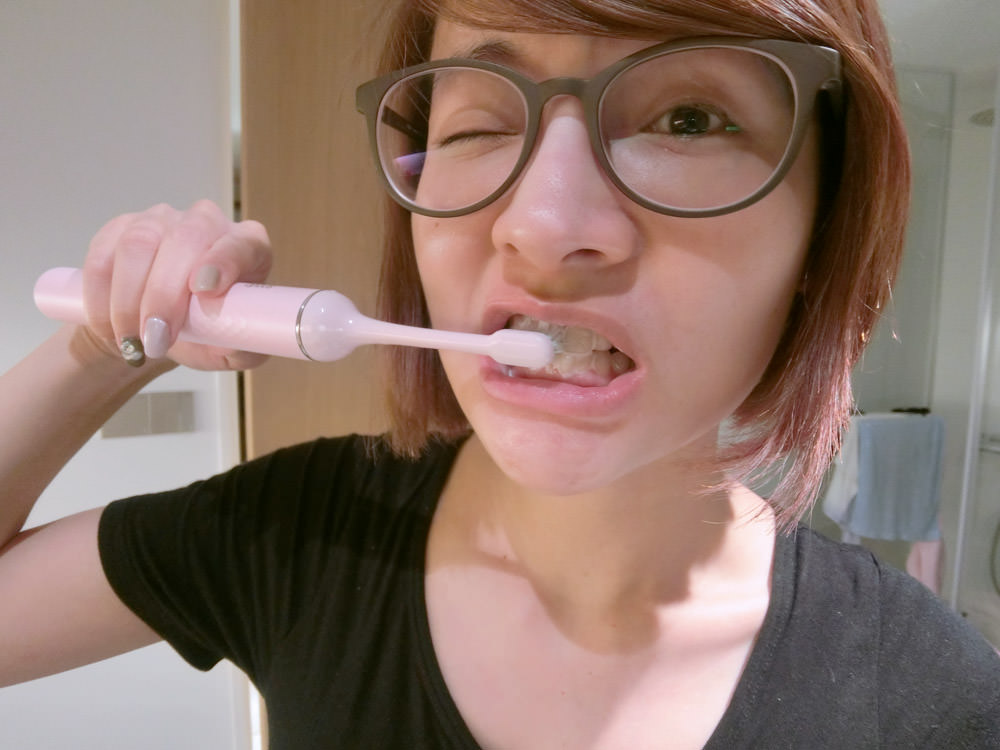 [啾團] 刷起來超有感!超推的大人小孩電動牙刷，開心刷出好牙齒-Soodo音波電動牙刷
