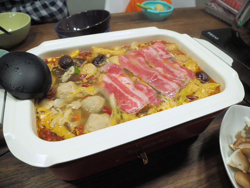 [啾團] 日本超人氣BRUNO多功能橢圓形電烤盤2.0升級版(內含平盤+章魚燒+料理深鍋)好美又好清