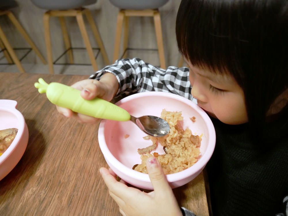 [啾團] 韓國Monee就是摔不壞!丟不碎!超級大推的好挖寶寶小朋友副食品餐具(本次加開Allbarm韓米歐爸木糖醇米餅)