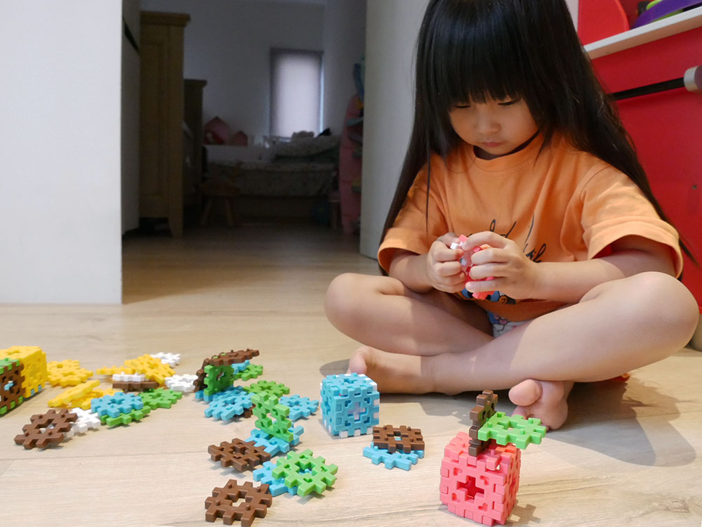 [啾團] WOOHOO心心積木-玩出好點子及3D立體空間概念.榮獲美國堤利威格玩具兒童金頭腦獎的年度最佳玩具獎