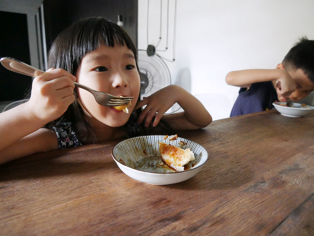 [啾團] 銀座杏子日式豬排,可以快速上桌!大人小孩都愛,好吃又快速的豬排料理(加開大阪王將-元祖燒餃子)