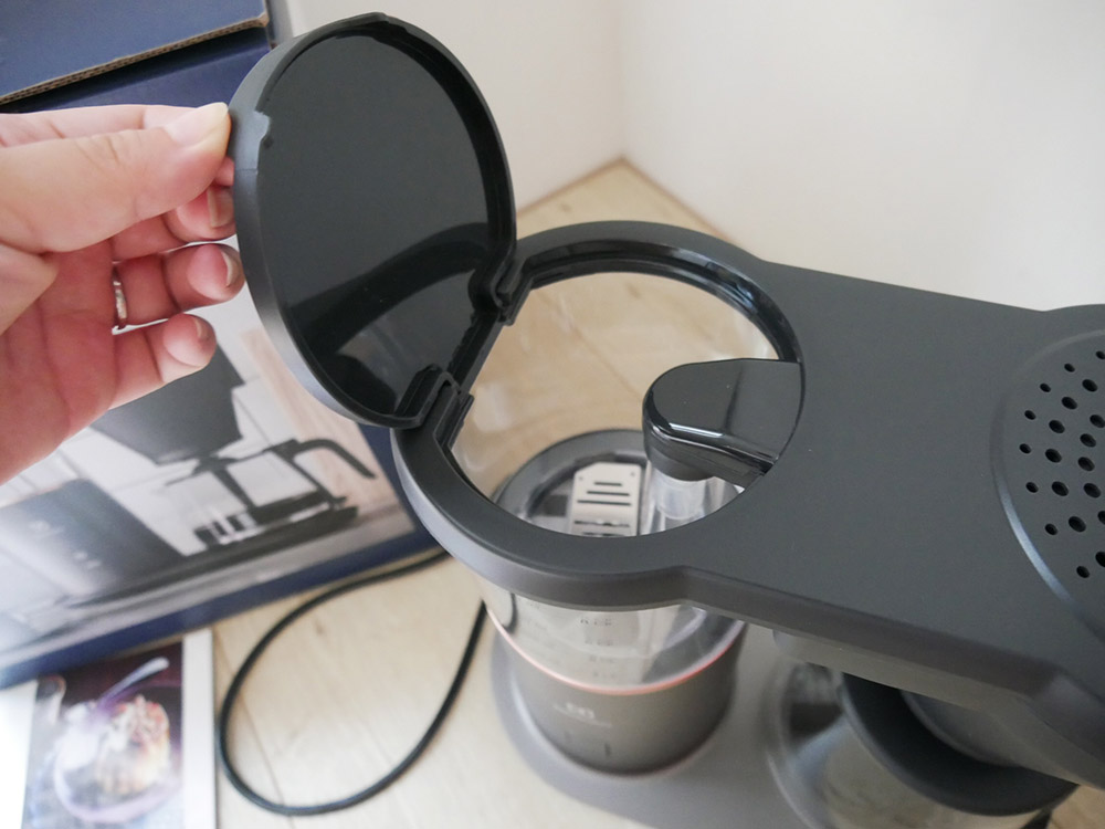 [啾團] 瑞典Electrolux伊萊克斯-滴漏式自動仿手沖美式咖啡機讓在家也可以有猶如手沖現煮的好喝咖啡