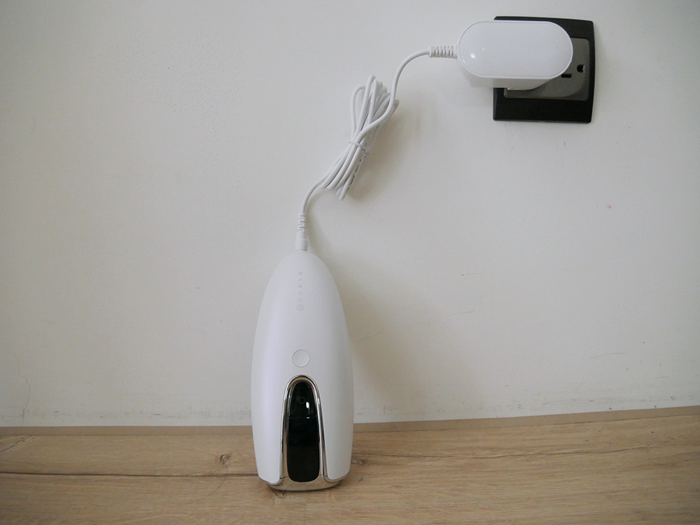 [啾團] NUEVA Swan天鵝Pro淨毛嫩膚儀-在家裡也可以幫自己用能量除毛!