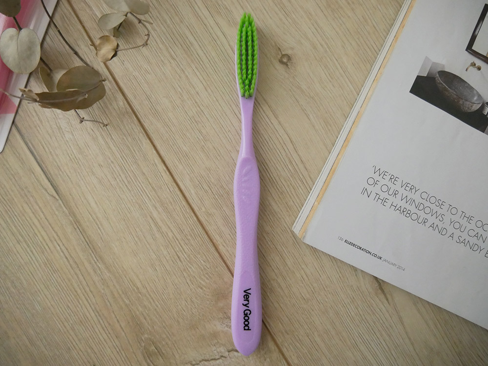 [啾團] 韓國koral珂柔小仙女牙膏、超微米牙刷,顛覆你對牙刷的想法!用過會全家都買一隻的強猛牙刷