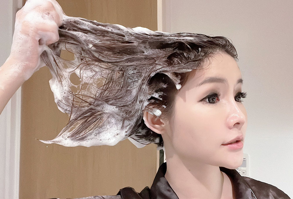[啾團] Karui卡洛伊水潤光系列-源生青春舒敏保濕髮浴幫你舒服渡過頭皮乾燥不適!清潔、保養、護髮3ini