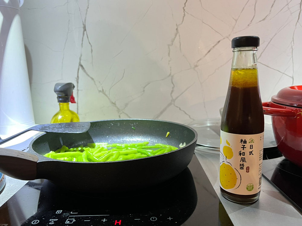 [啾團] 媽媽們必看的一團,讓料理可以簡單好吃-藻作坊六色海藻海芽湯.日高細昆布.海葡萄.胡麻醬(加開EVO噴油罐)
