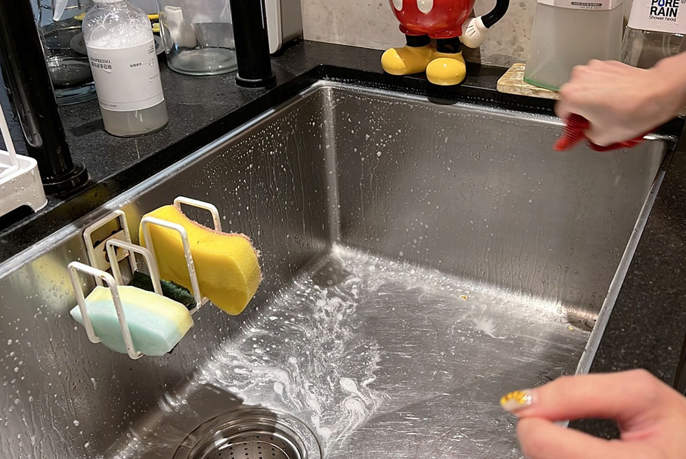 [啾團] Soapresso超濃縮 家事黑皂液幫家中小孩寵物打造安全無毒的乾淨環境