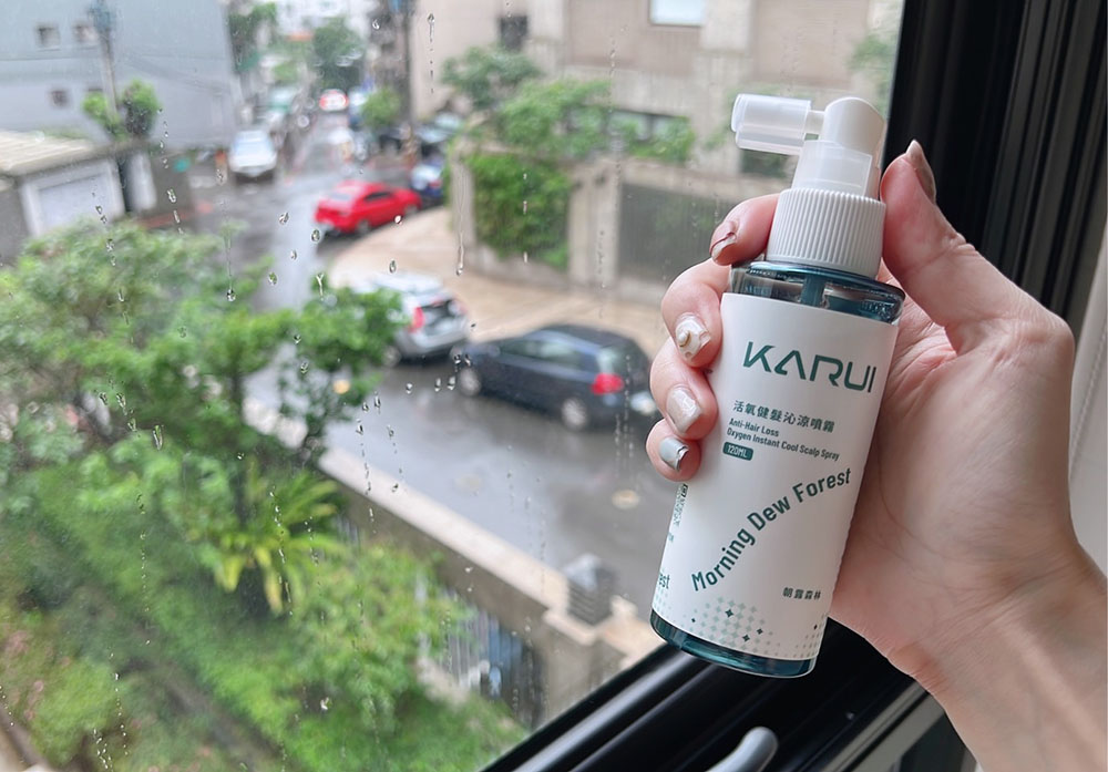 [啾團] Karui卡洛伊_朝露森林活氧健髮沁涼噴霧,控油、蓬鬆、強 健髮根的好幫手