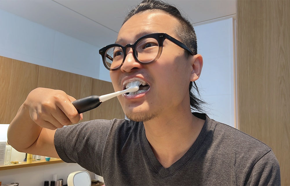 [啾團] Usmile-U2S音波震動電動牙刷,對抗牙菌斑有感,一隻抵三隻,猶如藝術品的電動牙刷