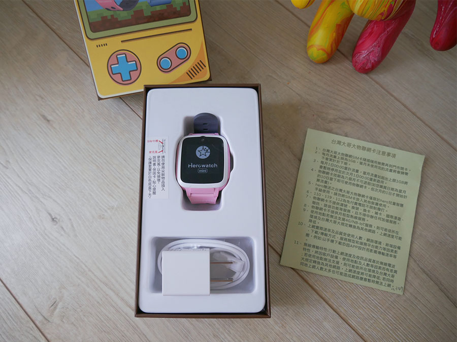 [啾團] Herowatch mini 兒童智慧手錶,定位、語音訊息聯繫、遠端視訊,4G兒童智慧手錶(加開hereu智慧觸控筆)