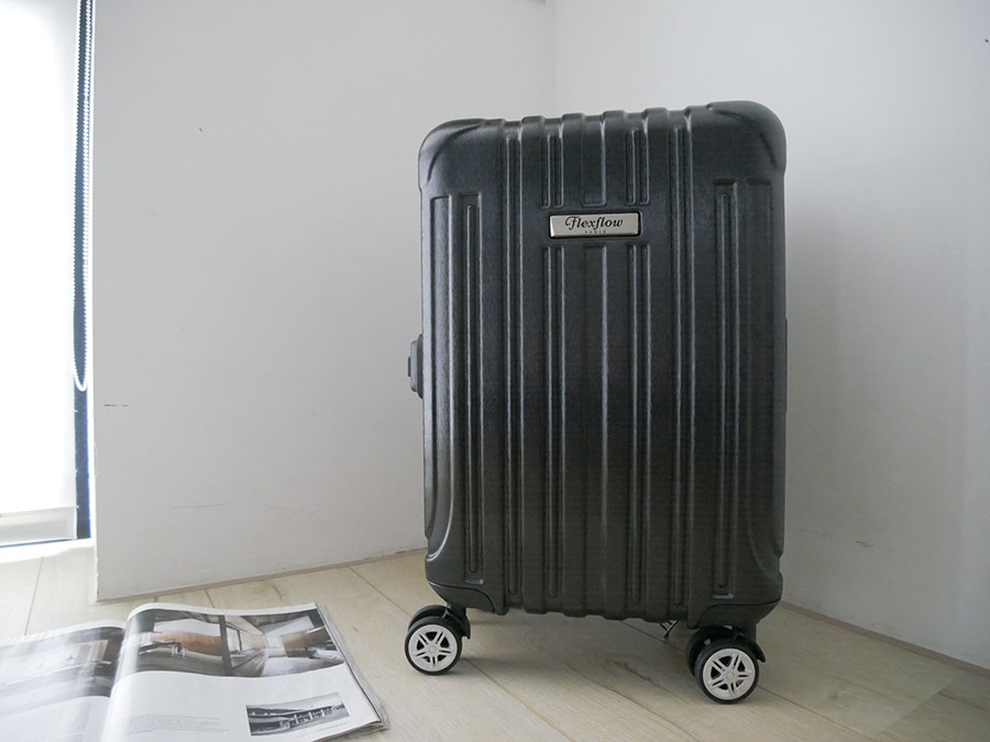 [啾團] 有了Flexflow再也不需要擔心行李箱會超重,會秤重的超美行李箱-Flexflow法國精品智能秤重旅行箱
