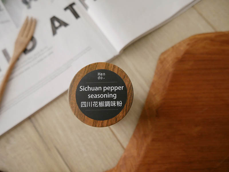 [啾團] 簡單撒一撒,料理立刻變高級,讓食物無負擔無多餘熱量的秘密武器-Ken do / 肯 私廚香料粉