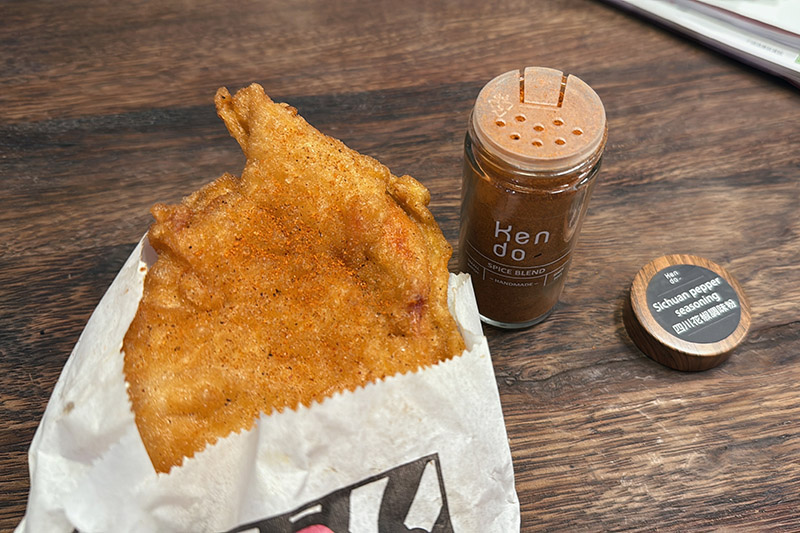 [啾團] 簡單撒一撒,料理立刻變高級,讓食物無負擔無多餘熱量的秘密武器-Ken do / 肯 私廚香料粉