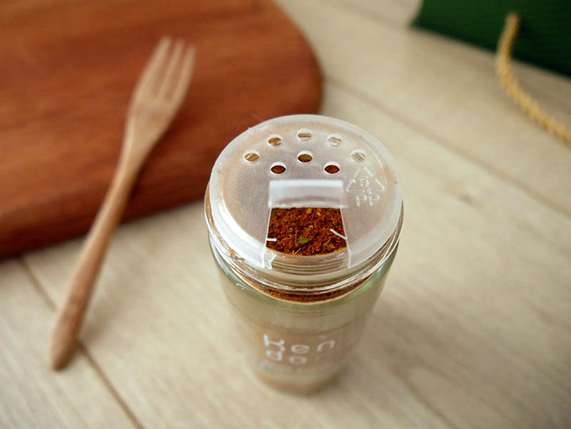 [啾團] 簡單撒一撒,料理立刻變高級,讓食物無負擔無多餘熱量的秘密武器-Ken do / 肯 私廚香料粉