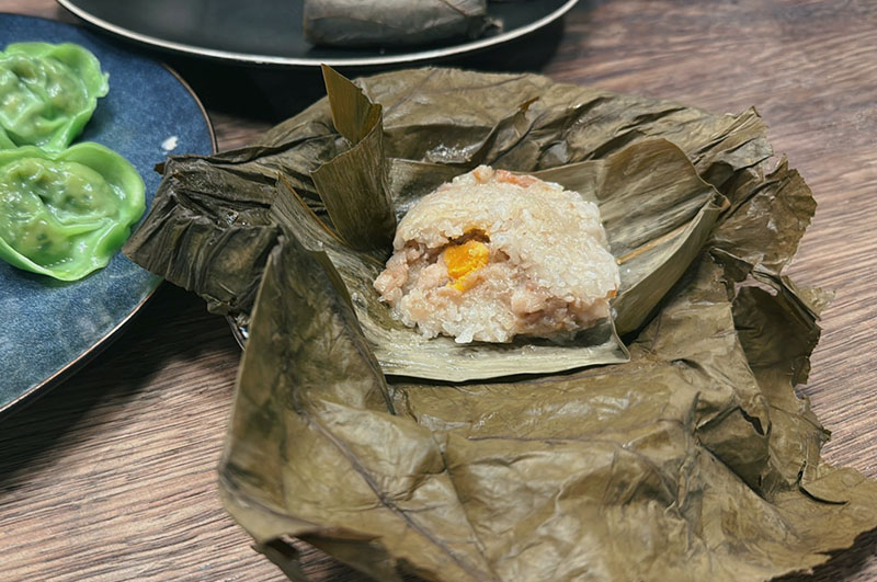 [啾團] 壽滿趣就是威.在家就可以吃到超好吃的藍帶五星私房港點,宅配美食港式點心推薦(壽滿趣流沙包/魚子燒賣/紙包荷葉飯 /豉汁蒸排骨)加開年菜