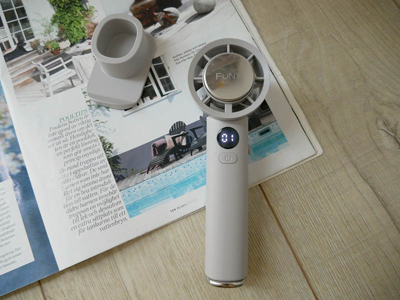 [啾團] 夏天抗暑必備,FUNY冰晶渦輪手持風扇,有顏值又有冰感的超強小風扇