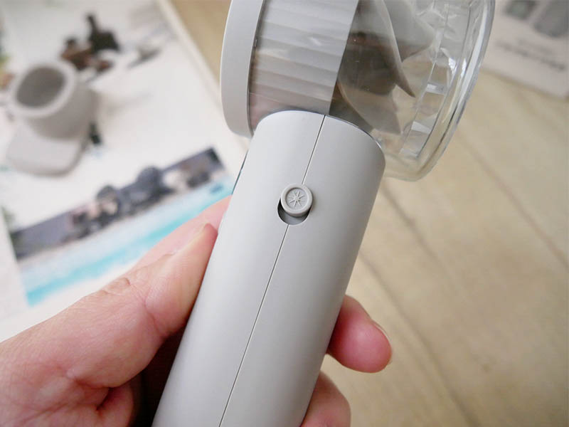 [啾團] 夏天抗暑必備,FUNY冰晶渦輪手持風扇,有顏值又有冰感的超強小風扇