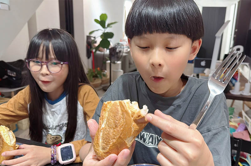 [啾團] 冷凍回烤就像現做一樣,好吃到打破你想像的冰心維也納,麵包謝