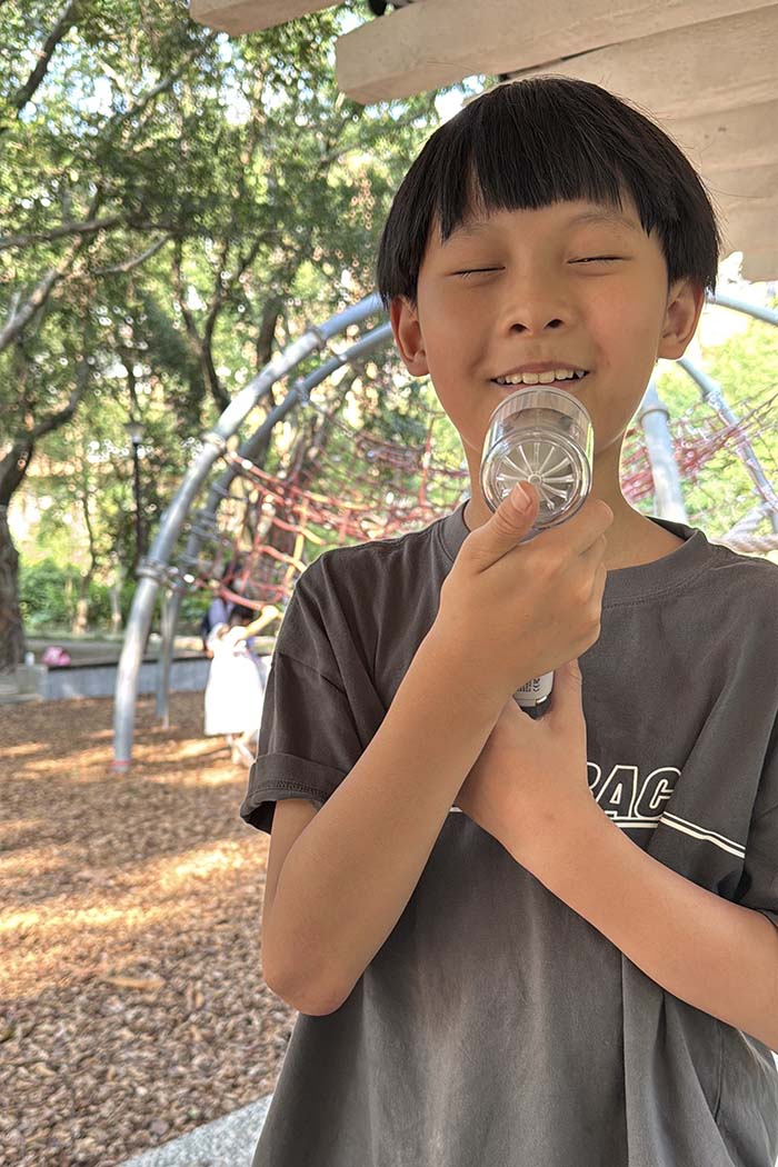 [啾團] 夏天抗暑必備,FUNY冰晶渦輪手持風扇,有顏值又有冰感的超強小風扇