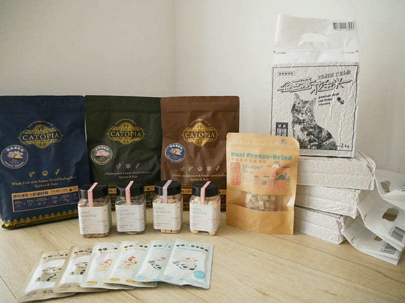 [啾團] 毛怪樂園，心製作毛小孩產品，把營利救更多受虐貓咪送養貓的用心品牌,貓飼料挑選方法分享(貓砂/主食餐包/凍乾鮮糧/凍乾)