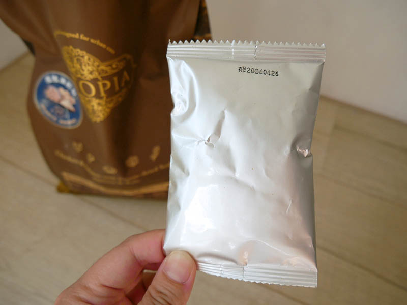 [啾團] 毛怪樂園，心製作毛小孩產品，把營利救更多受虐貓咪送養貓的用心品牌,貓飼料挑選方法分享(貓砂/主食餐包/凍乾鮮糧/凍乾)