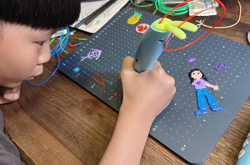 [啾團] 昌兒極低溫3D畫筆-讓小孩把想像化成實際,想做什麼自己動手做