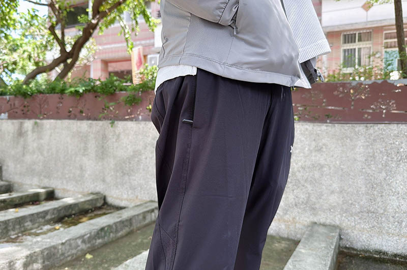 [啾團] 體感降5℃的冰霸衣！夏日出門不再怕曬，WIWI UPF50+防曬涼感冰霸衣穿上就涼！