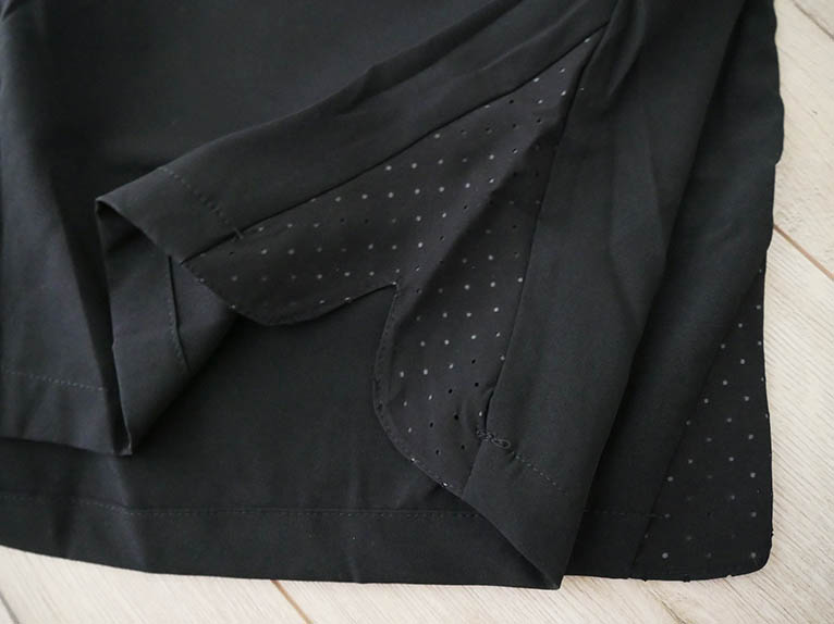 [啾團] 體感降5℃的冰霸衣！夏日出門不再怕曬，WIWI UPF50+防曬涼感冰霸衣穿上就涼！