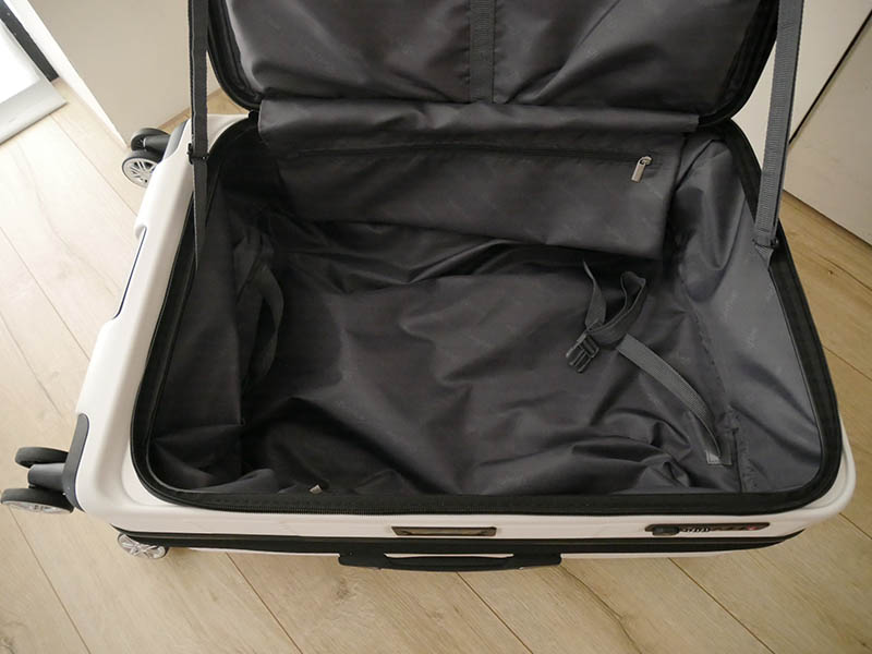 [啾團] 有了Flexflow再也不需要擔心行李箱會超重,會秤重的超美行李箱-Flexflow法國精品智能秤重旅行箱