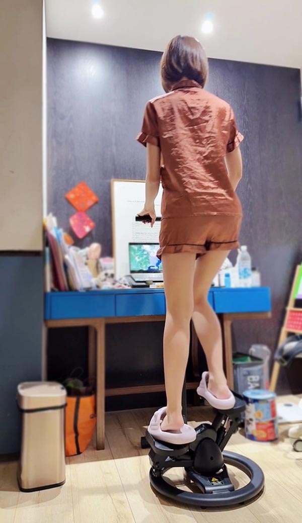 [啾團] 小空間就可以燃燒卡路里,鍛鍊下半身強化核心肌群-FitWell 360度扭轉踏步機