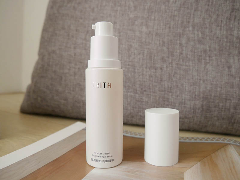 [啾團] IRITA擊退暗沉斑點,在家就能讓自己發亮有感-激亮瞬白淡斑精華/激亮瞬白維他命C面膜
