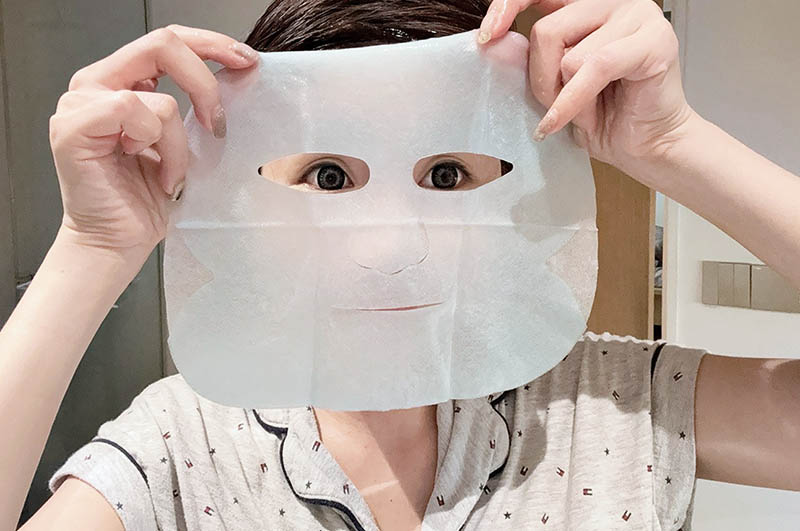 [啾團] IRITA擊退暗沉斑點,在家就能讓自己發亮有感-激亮瞬白淡斑精華/激亮瞬白維他命C面膜