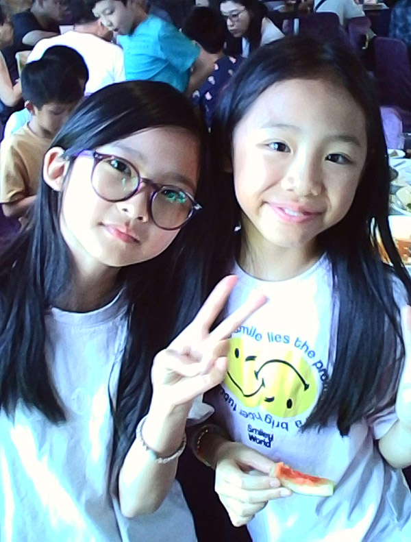 [啾團] FUNY三麗鷗正版授權!手機型兒童相機(大耳狗/酷洛米/帕恰狗)讓小朋友愛不釋手