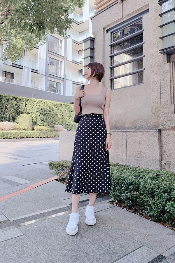 [啾團] FM SHOES好穿好走又好看,結合機能以及修飾感的好穿鞋款-NEUTRAL 雲感輕彈增高秒穿鞋