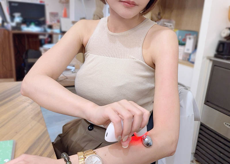 [啾團] NUEVA Volta™ S 超微電光能緊緻儀，幫你收緊肌膚，打造漂亮線條 #超纖棒