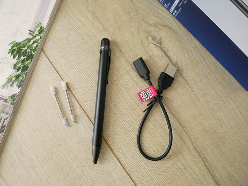 [啾團] 開會不用再抄筆記！Philips 小飛筆 VTR5900 幫你逐字稿＋AI摘要