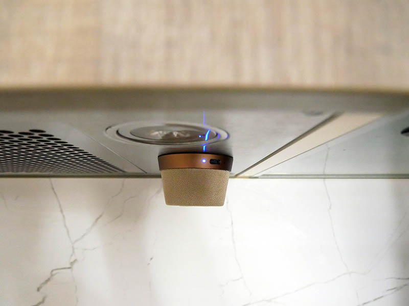 [啾團] Momax 1-Vibe Go小小一顆大大威力,迷你磁吸支架無線音箱(可攜式喇叭/無線藍牙喇叭)