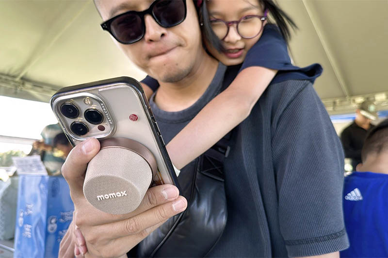 [啾團] Momax 1-Vibe Go小小一顆大大威力,迷你磁吸支架無線音箱(可攜式喇叭/無線藍牙喇叭)