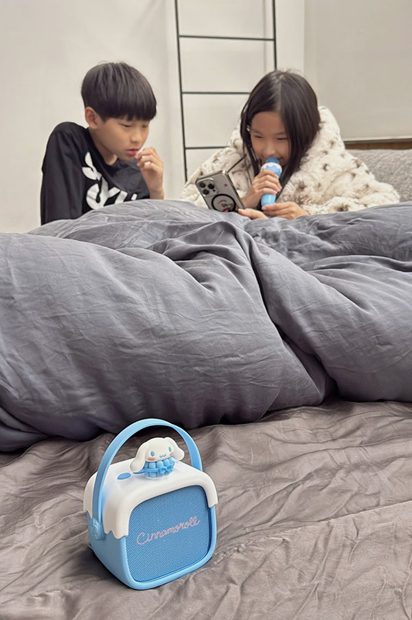 [啾團] FUNY三麗鷗正版授權!手機型兒童相機+idol K8隨身K歌精靈 (大耳狗/酷洛米/帕恰狗)讓小朋友愛不釋手