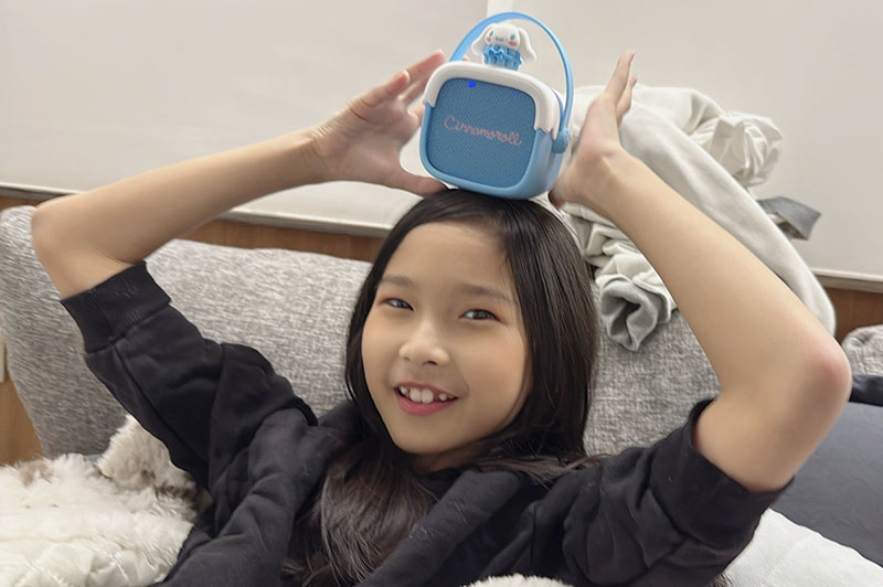 [啾團] FUNY三麗鷗正版授權!手機型兒童相機+idol K8隨身K歌精靈 (大耳狗/酷洛米/帕恰狗)讓小朋友愛不釋手