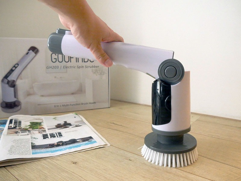 [啾團] GOOFINDS全防水電動清潔刷，不用再刷得半死，清潔也可以省力又優雅