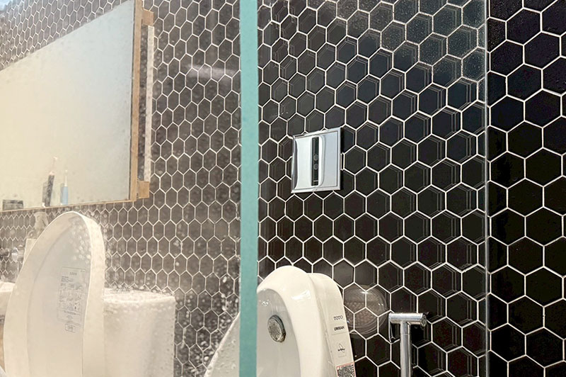 [啾團] GOOFINDS全防水電動清潔刷，不用再刷得半死，清潔也可以省力又優雅