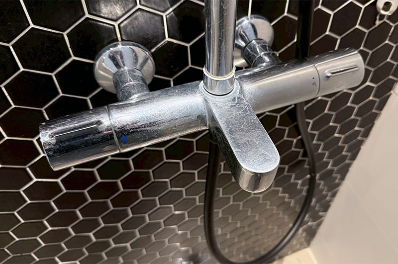 [啾團] GOOFINDS全防水電動清潔刷，不用再刷得半死，清潔也可以省力又優雅